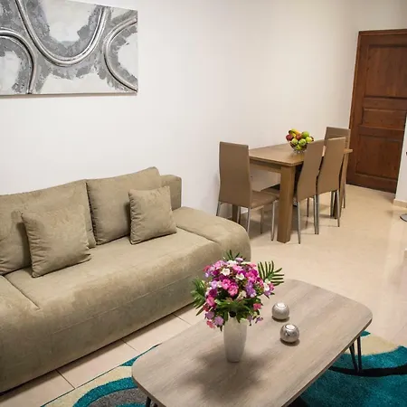 Savvas Apartment